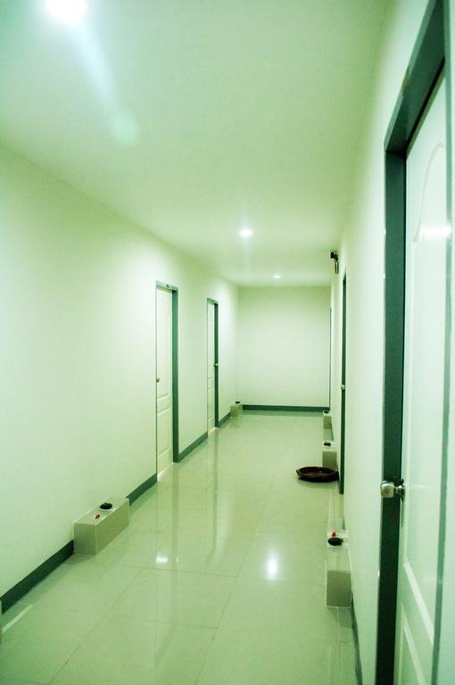 Sabai Sabai House Pattaya汽车旅馆 客房 照片